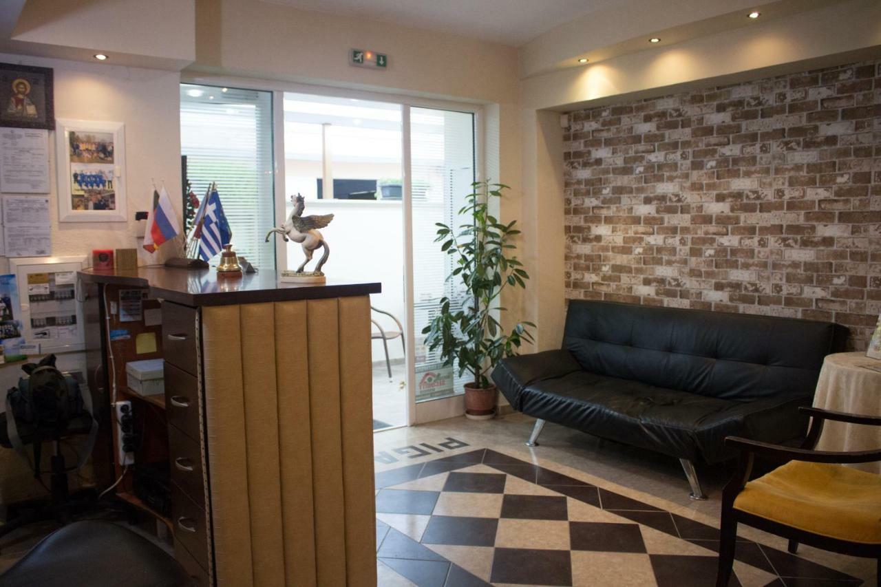 Hotel Villa Pigasos Паралия-Катерини Экстерьер фото